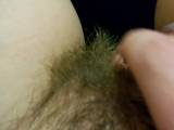 AlexisParadies - haarige Muschi wie ich sie sehe