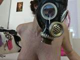 AnnikaRose - Gasmasken SEX