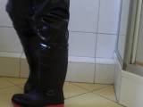 EvilBitch - Gummistiefel nur welche?