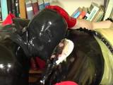 Farm-of-Pleasure - Die Rote wird geleckt