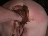 Flittchenschlampe - Scheissen Extrem mit Arschfisting und spanking