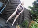 Heiss-und-Feucht - Pinkel Outdoor in Sexy Dessous