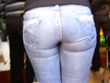 Knut_007 - zwei Jeans-Girls in Eile....