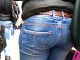 Knut_007 - Knack-Arsch in knallengen Jeans....