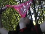 LadySexx - In pinken Slip gepisst..outdoor
