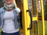Lara-CumKitten - Dreister public PISS in die Telefonzelle
