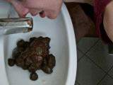 MariaDevot - Kacke ins Waschbecken !
