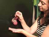 MayasHandjobs - gebunden Gloryhole handjob