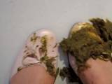 PinkPanty - In die vollgekackten Pumps gestiegen