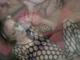 RosellaExtrem - 2 Teen-Girls und eine Milf, im Schwanz- und Spermarausch! Teil 1