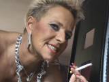 Sachsen-Lady -  Smoking-bespermtes -Fickgesicht,Zzz