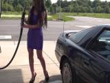 Sexenia - Sexy an der Tankstelle! Hast du mich gesehen??