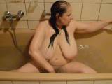 Stefan_der_Spanner - planschen in der Badewanne