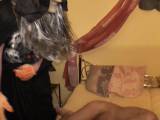 SweetSusiNRW - Halloween Monster fickt 2 Fotzen AO