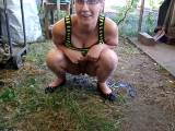 Vicky4you - Turbo Piss in den Garten
