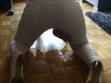 blackbetty4470 - In weißer Jeans gepisst!