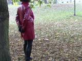 bondageangel - Mit Handschellen im Stadtpark