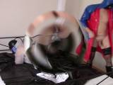 bondageangel - Freitagmorgen in Gummi, Teil drei: Doggystyle bondageangel - Freitagmorgen in Gummi, Teil drei: Doggystyle