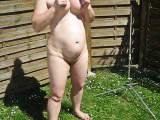 elbluder - Pissen im Garten !!!!