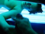 hochimins - Riesenschwanz im Solarium getroffen