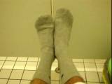 latinosexyboy - Meine grauen Socken für Sockenfetischsten