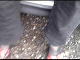 nylonjunge - Motor-Test: Rote Heels