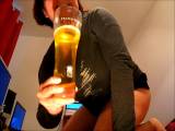 roxana-xrated - Weizen****glas abgefuellt! ;-)