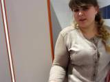 rushscat - Fettes Mädchen Scheiße in einer öffentlichen Toilette