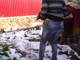 rushscat - pissing in einem verlassenen Hof