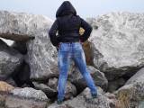 rushscat - Pissen auf der Bank im Herbst Meer