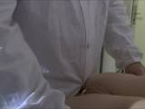 sex-and-tights - Teeny auf dem Gynstuhl