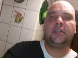 specialist1983 - Ich musste furchtbar dringend pissen