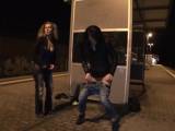 sunshine15 - !!! EXXXTREM PublicPiss am Bahnsteig !!! Keine Skrupel !!!