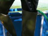 tomnata - In Waders und Saunasuit im Pool